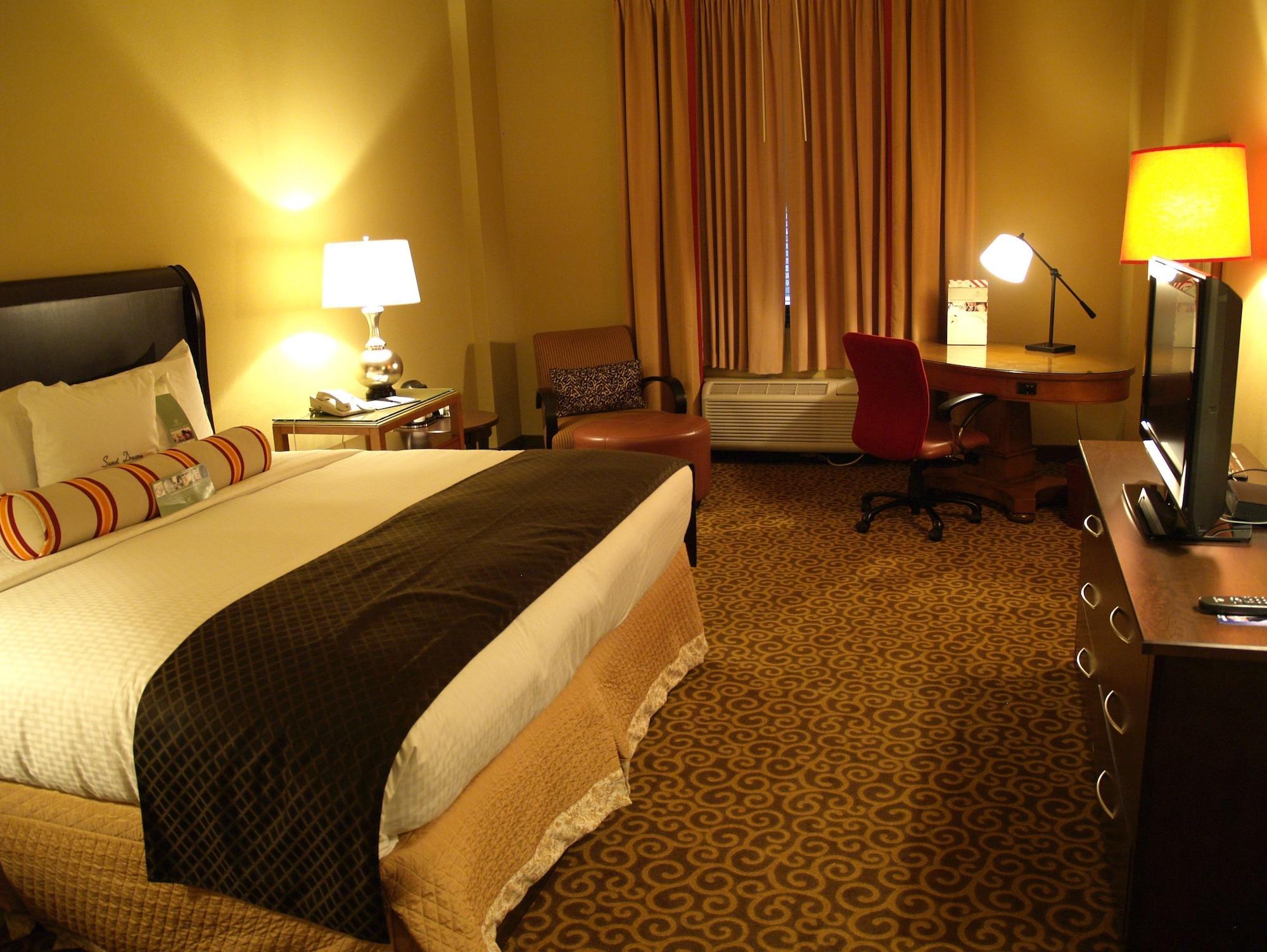 Hotel Doubletree By Hilton Memphis Downtown Esterno foto